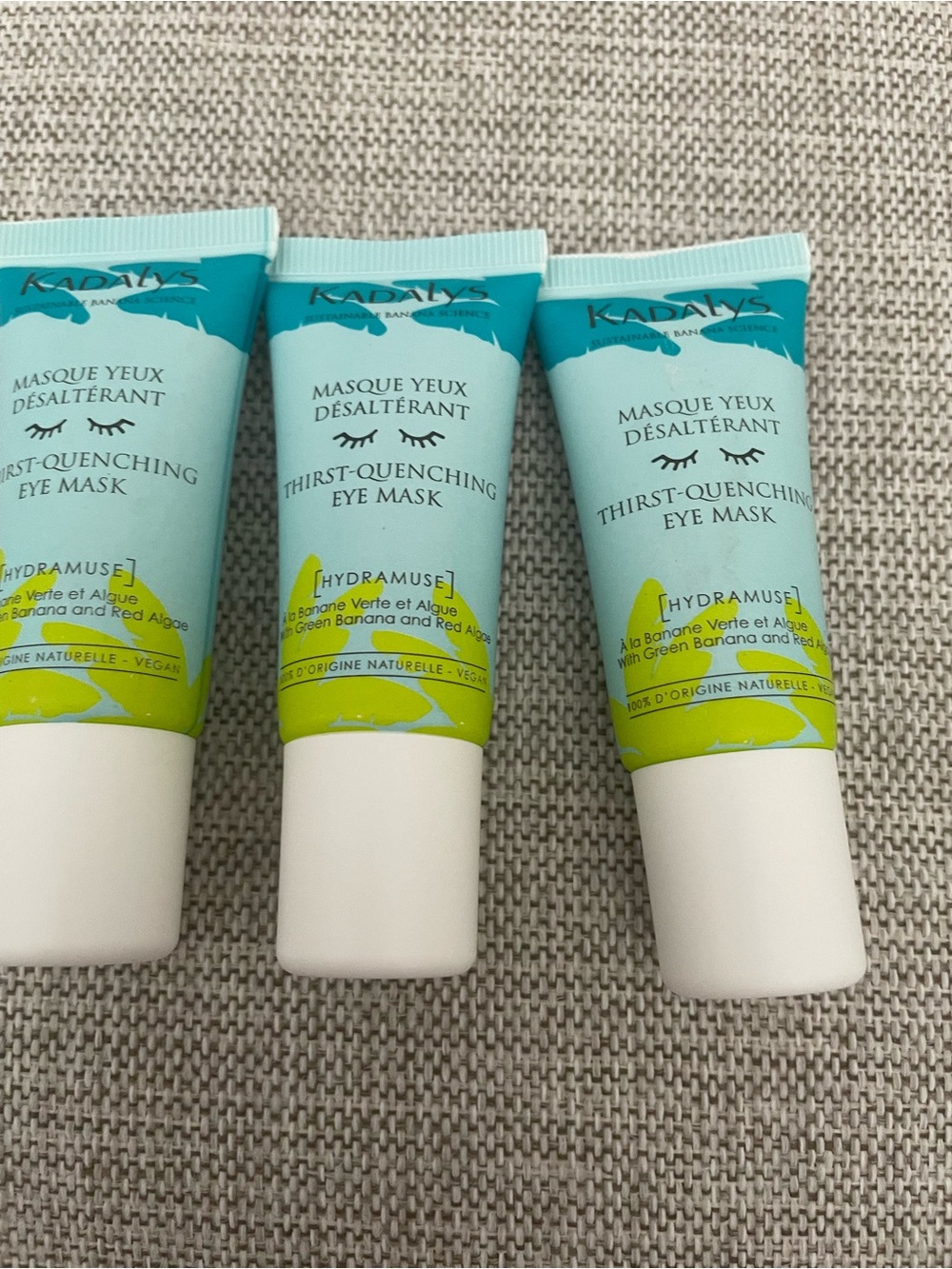 3 Kadalys Thirst-Quenching Eye Mask - Light Teal & Lime